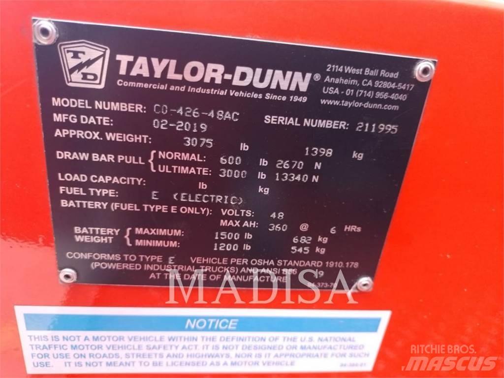 Taylor-Dunn C-426 Gaffeltrucks - andre