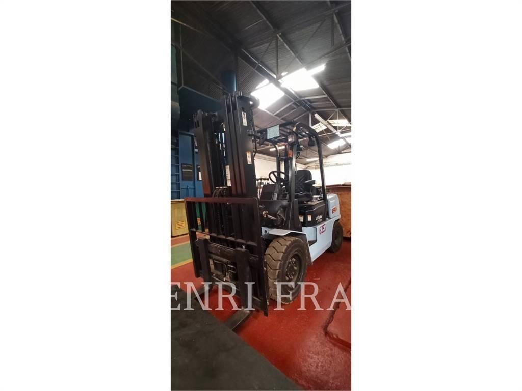  UT30PLGP Gaffeltrucks - andre