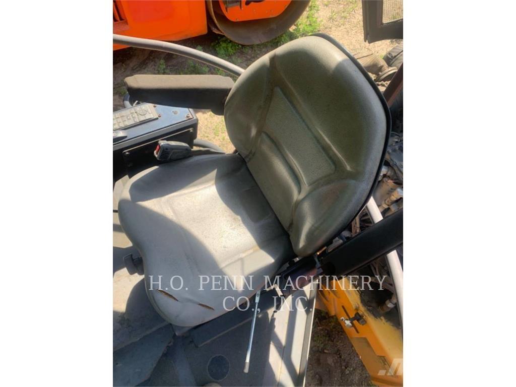 Volvo D110B Jordvibrationstromler