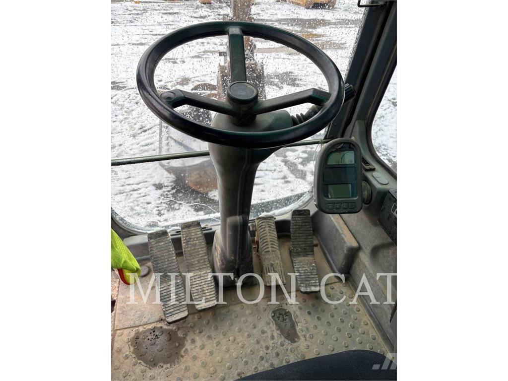 Volvo EW180B Gravemaskiner på hjul