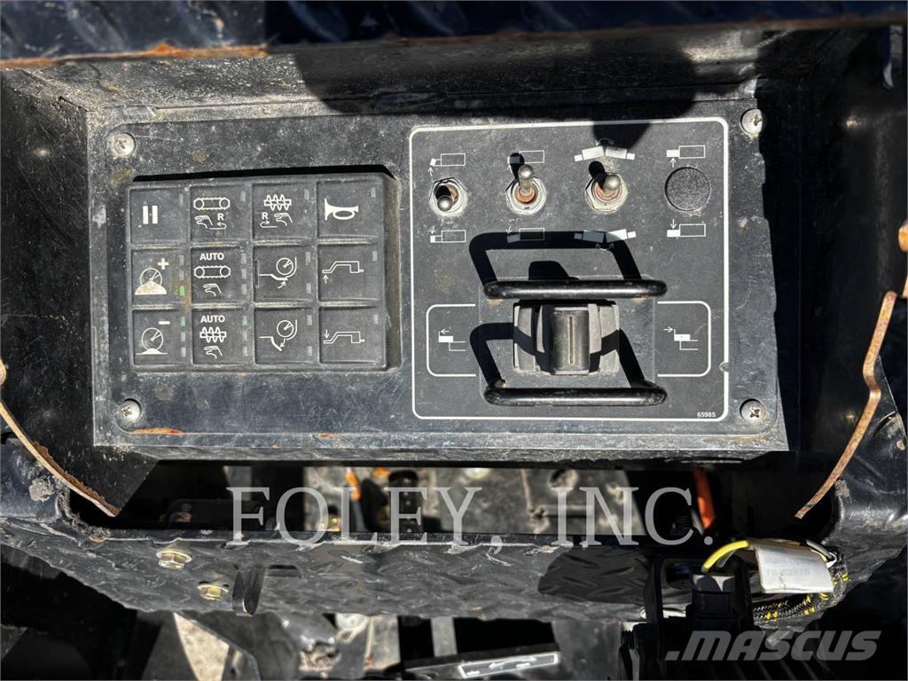 Weiler P385C Asfaltudlæggere