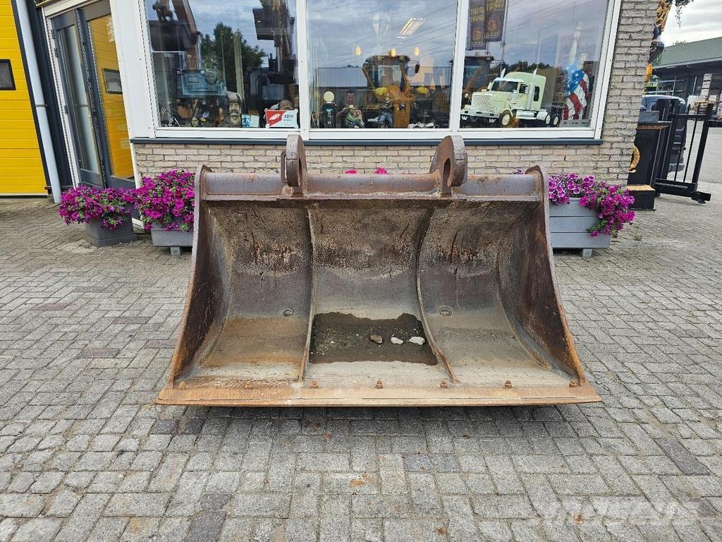  Onbekend Slotenbak Skovle