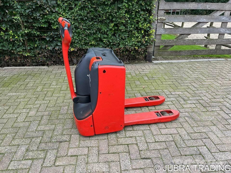 Linde T16 Gaffelstabler med gående fører