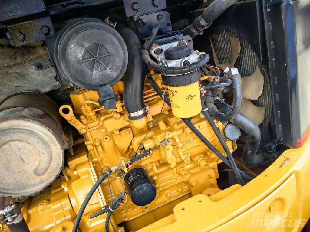 CAT 304 Minigravemaskiner