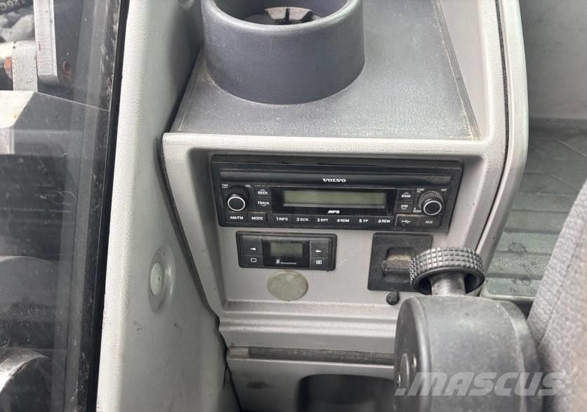 Volvo EC 300 EL Gravemaskiner på larvebånd