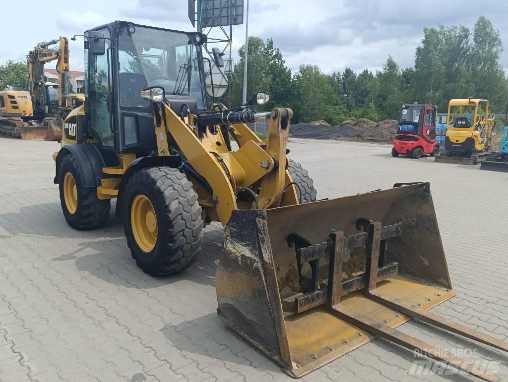 CAT 908 M Læssemaskiner på hjul
