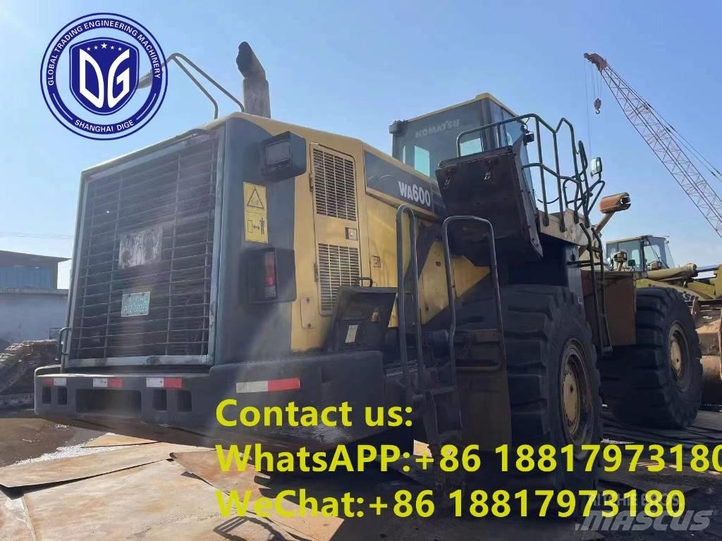 Komatsu WA 600-6 Læssemaskiner på hjul