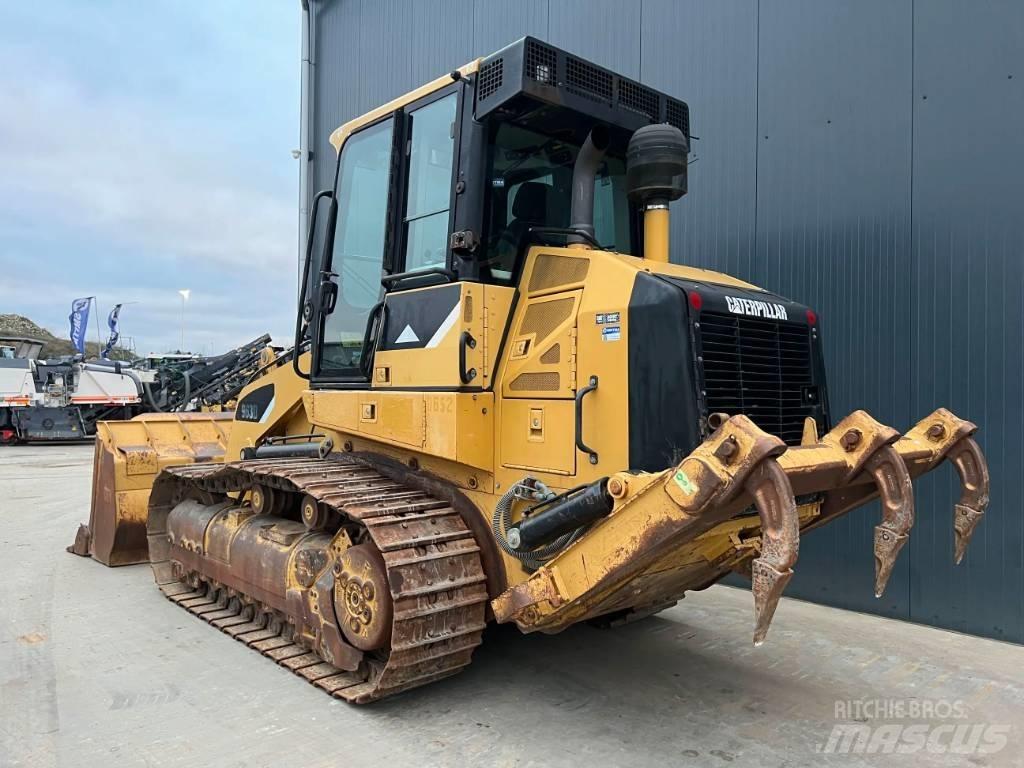 CAT 963D Larvebåndslæssere