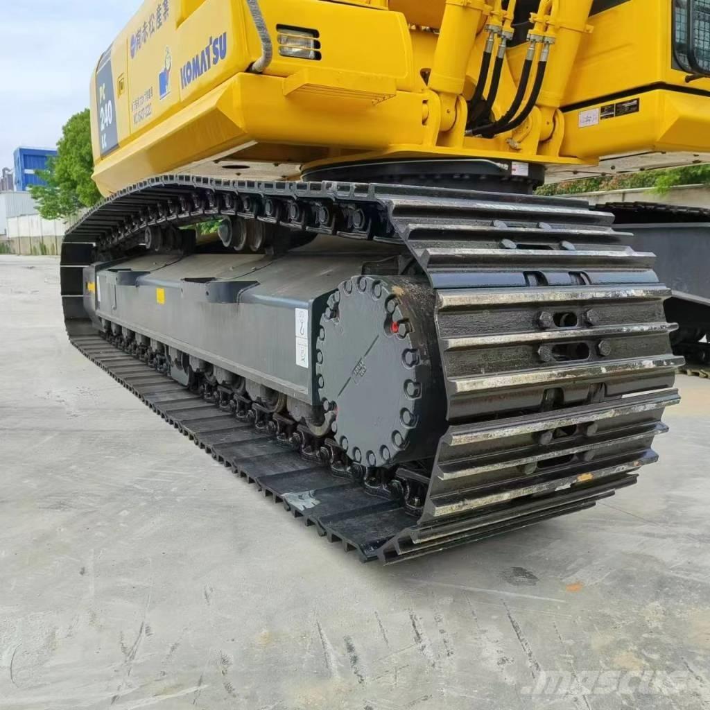Komatsu PC 240 LC-8 Gravemaskiner på larvebånd