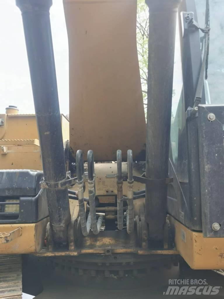 CAT 320 D L Gravemaskiner på larvebånd