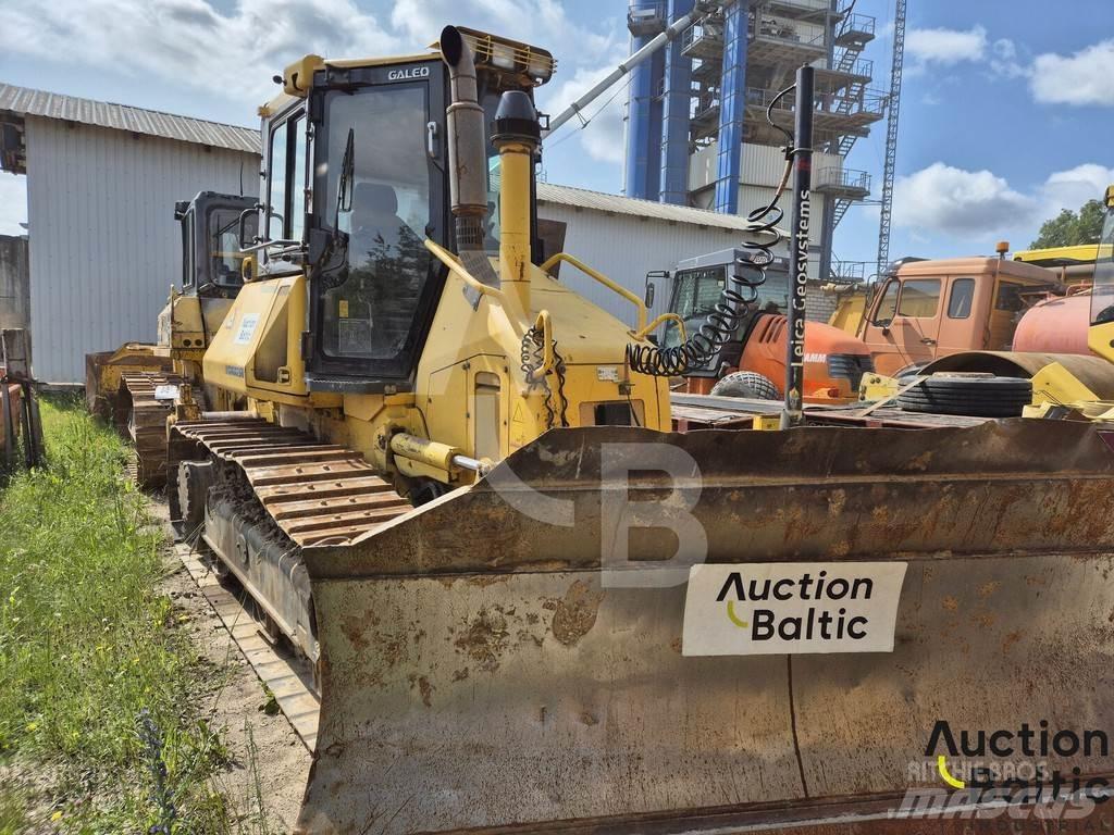 Komatsu D51EX-22 Bulldozer på larvebånd