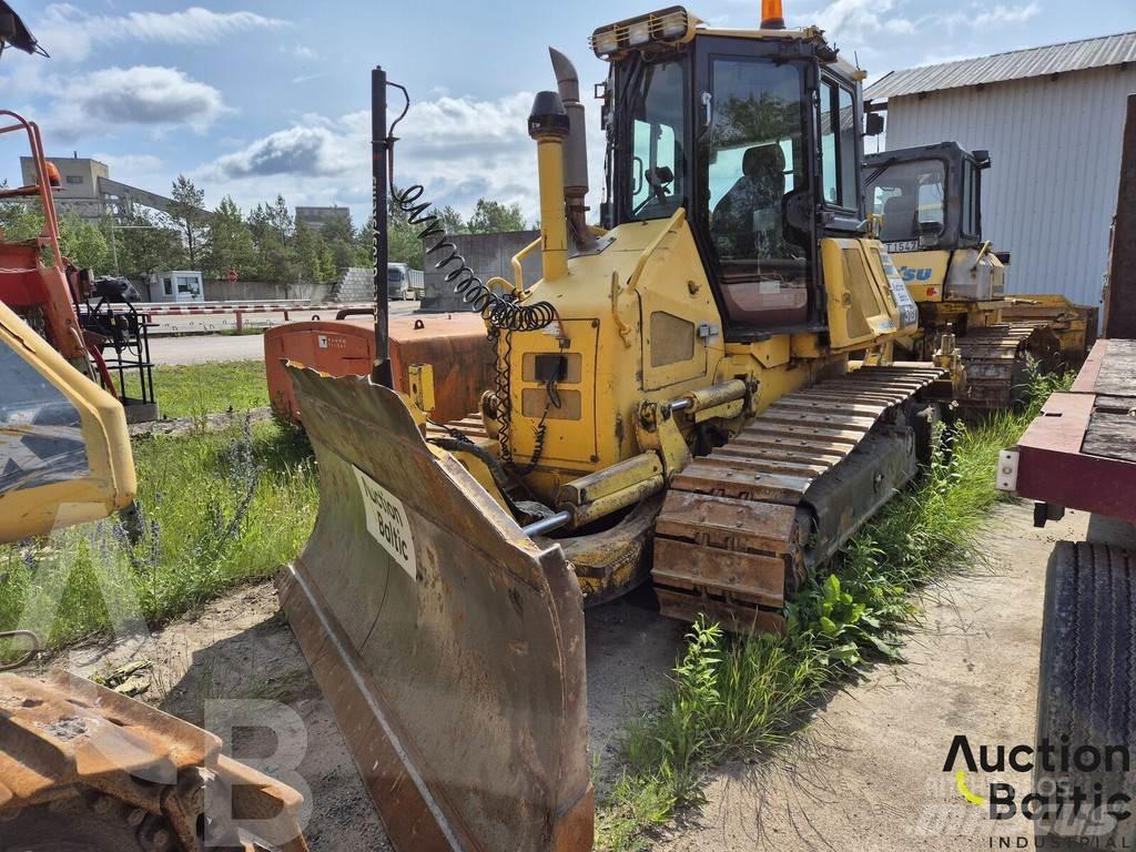 Komatsu D51EX-22 Bulldozer på larvebånd