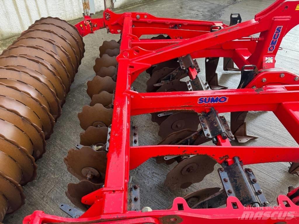 Sumo Trio 3m Mounted Kultivatorer