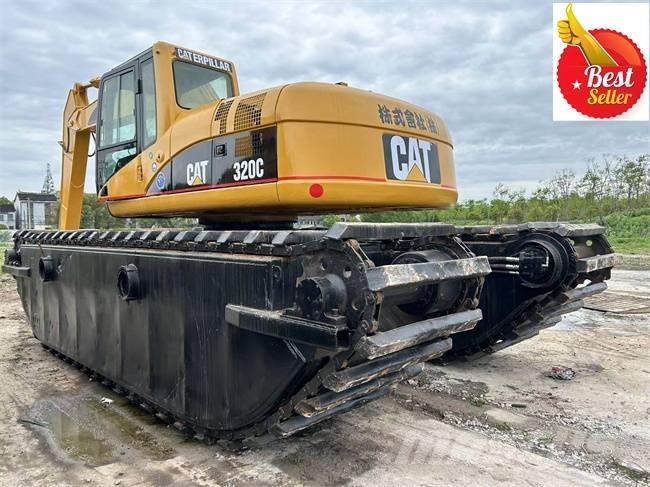 CAT 320 C Amfibiegravemaskine