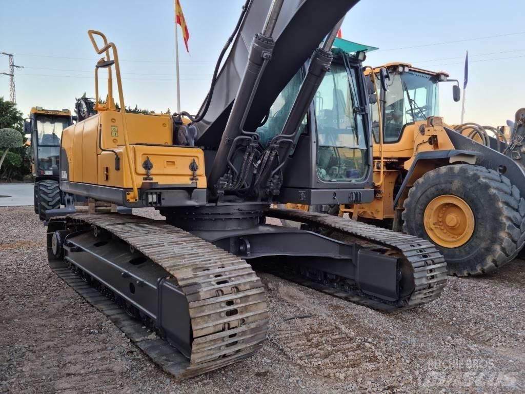Volvo EC 240 C Gravemaskiner på larvebånd