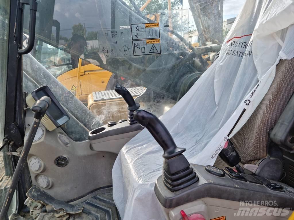 Volvo EC 240 C Gravemaskiner på larvebånd