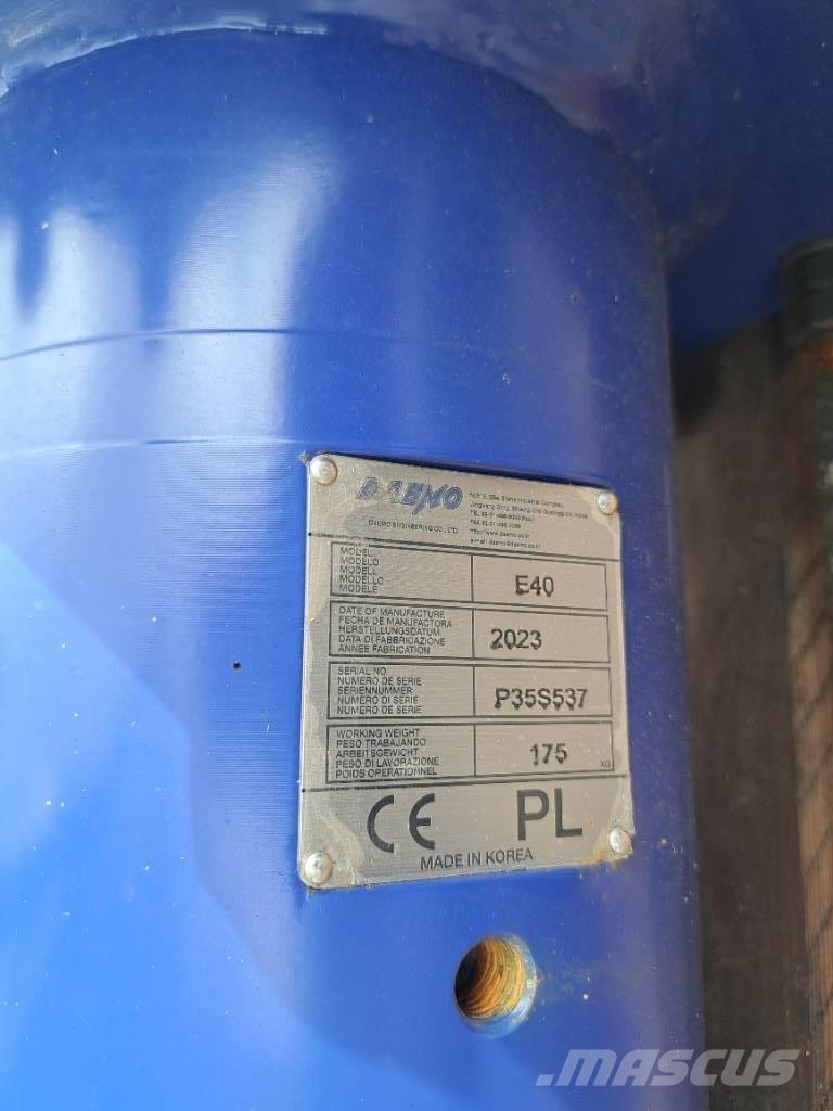 Daemo E40 with CW05 Hydraulik / Trykluft hammere