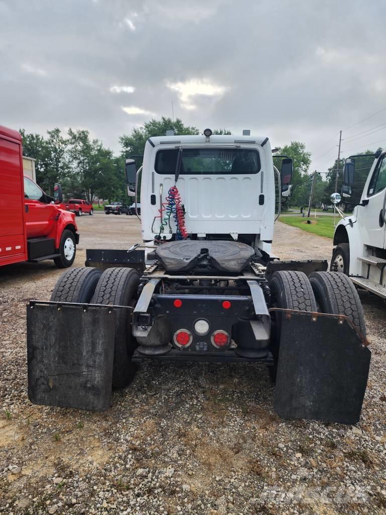 Freightliner M2 Trækkere