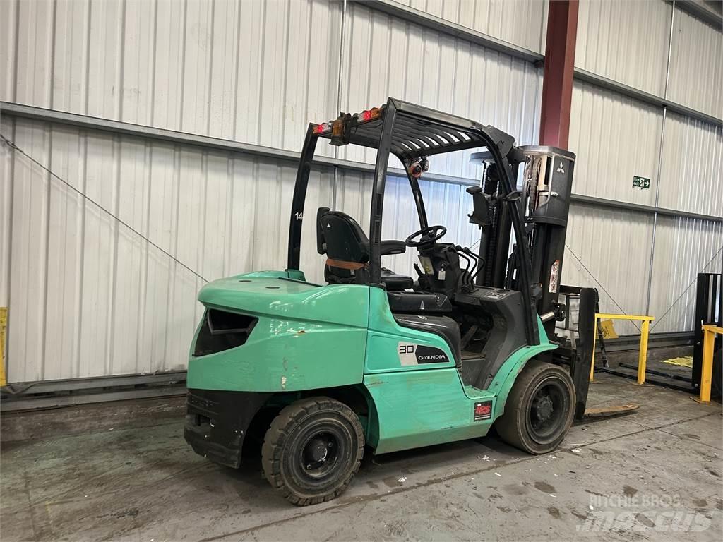 Mitsubishi FD30NT Diesel gaffeltrucks