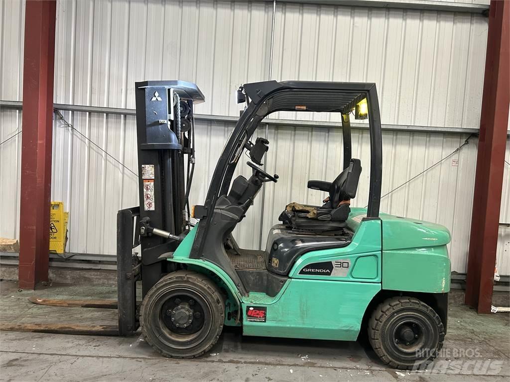 Mitsubishi FD30NT Diesel gaffeltrucks