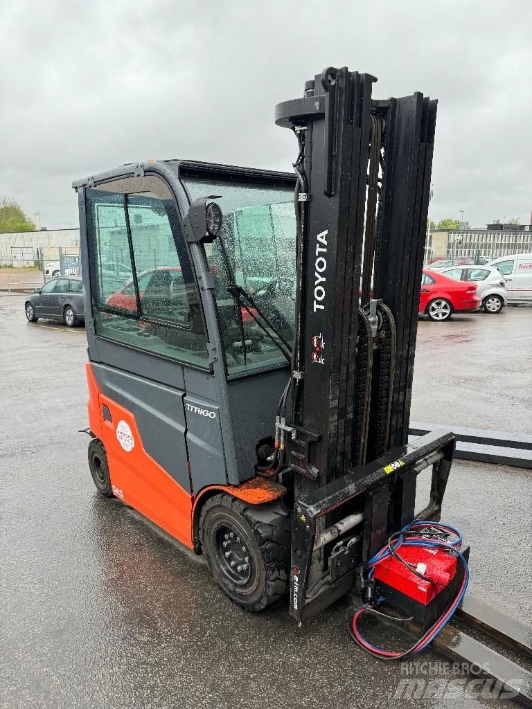 Toyota 9FBMK30T El gaffeltrucks