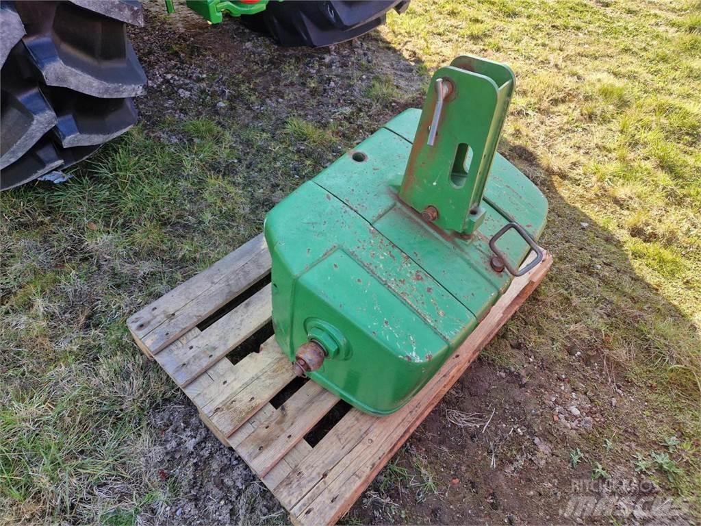 John Deere 900 kg Andet tilbehør til traktorer
