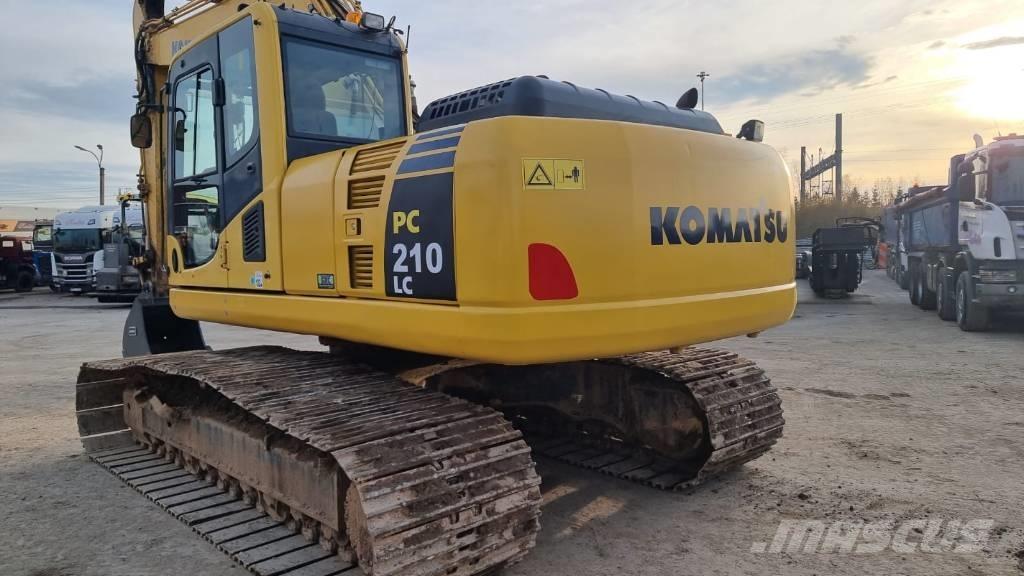 Komatsu PC 210 LC Gravemaskiner på larvebånd