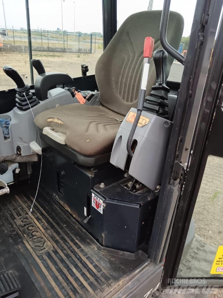 Kubota U 27-4 Minigravemaskiner