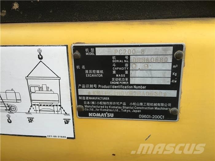Komatsu PC 200-8 Gravemaskiner på larvebånd