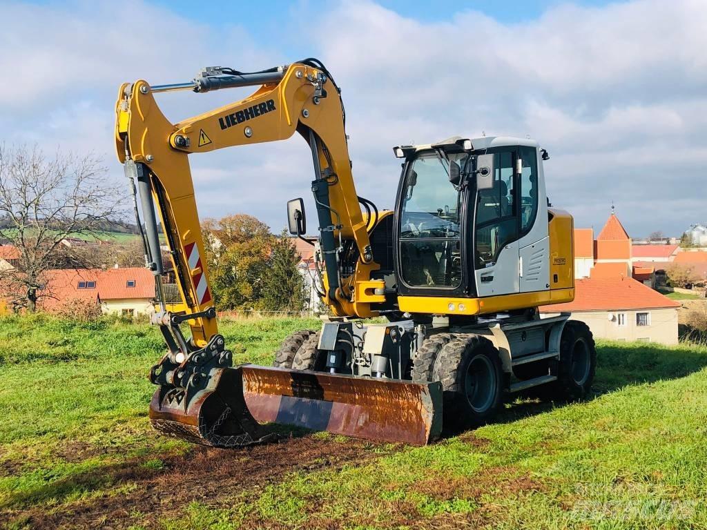 Liebherr A 910 Gravemaskiner på hjul