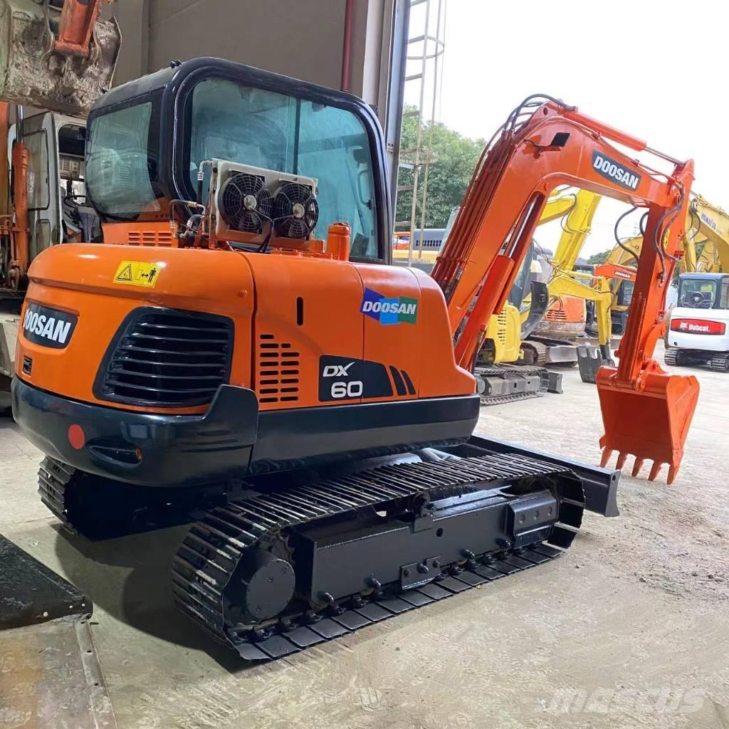 Doosan DX 60-9 C Gravemaskiner på larvebånd