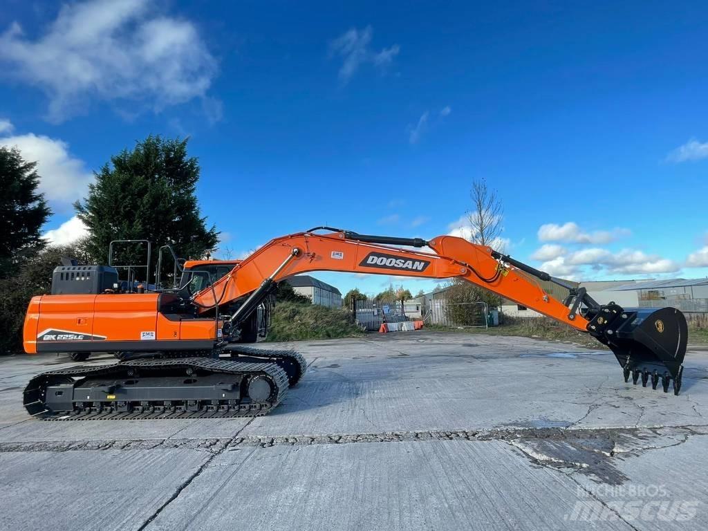 Doosan DX225LC-7 Gravemaskiner på larvebånd