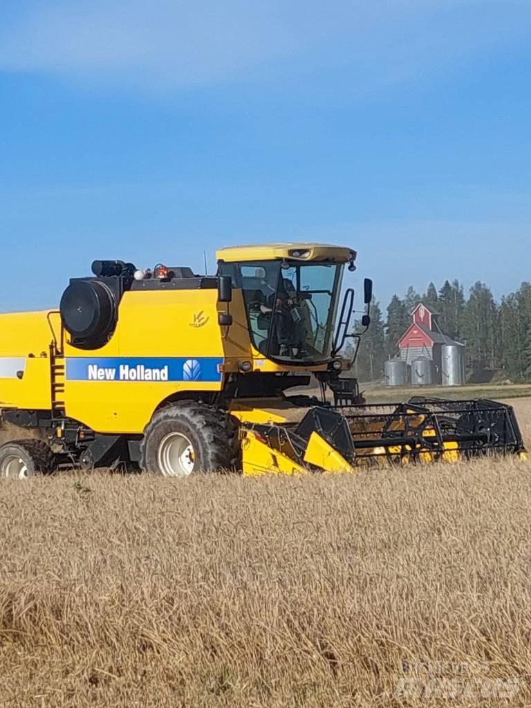 New Holland TC 5050 Mejetærskere