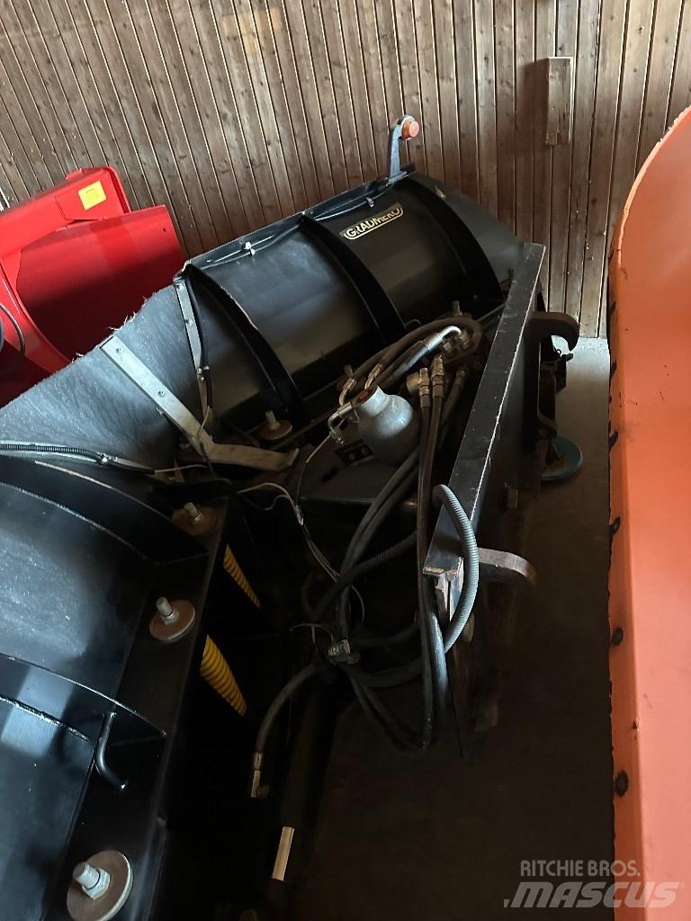 Gradmeko 320 v Sneskovle og -plove