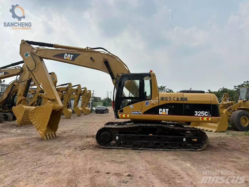 CAT 325 CL Gravemaskiner på larvebånd