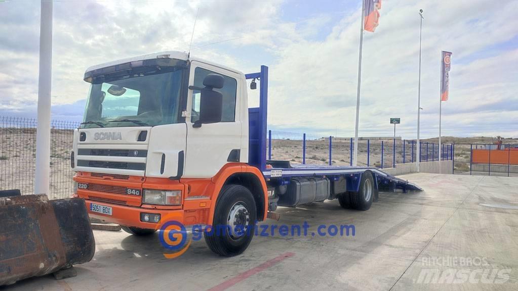 Scania P 220 Lastbil med lad/Flatbed