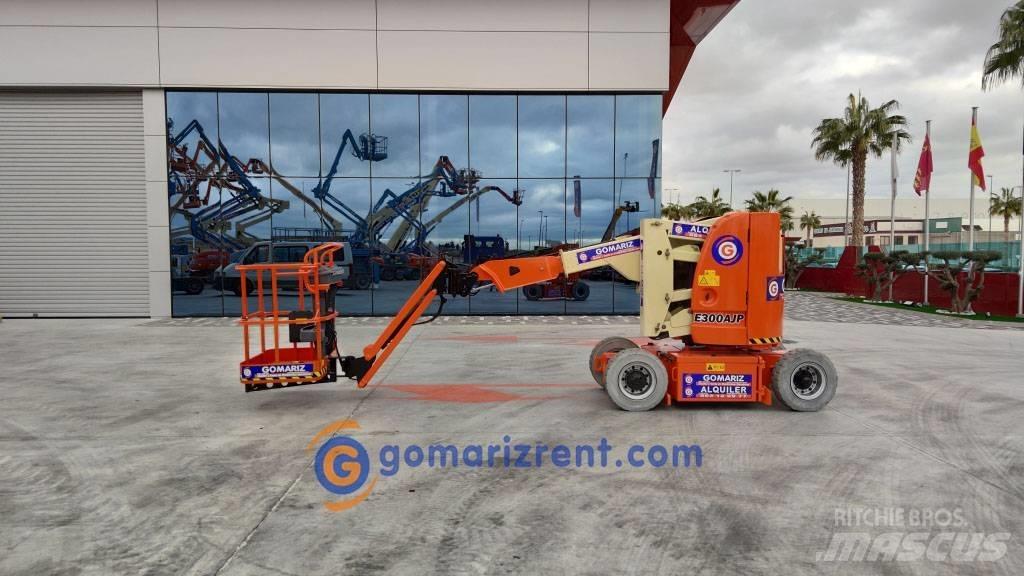 JLG E 300 AJP Bomlifte med knækarm