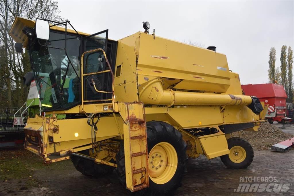 New Holland TF 42 Mejetærskere