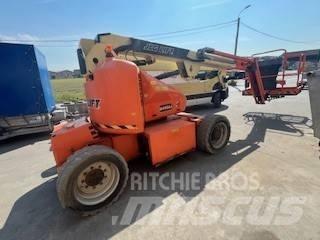 JLG M 450 AJ Bomlifte med knækarm