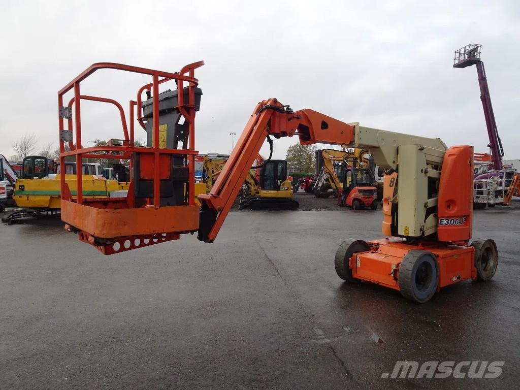 JLG E300AJP Bomlifte med knækarm