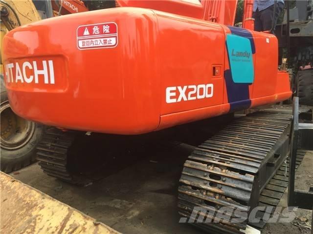 Hitachi EX 200 Gravemaskiner på larvebånd