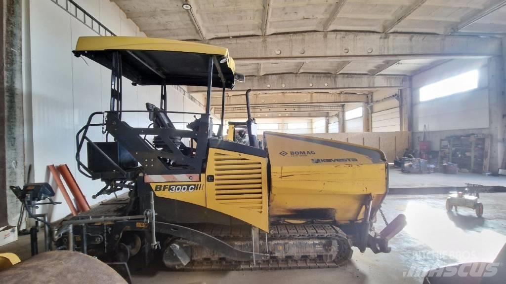 Bomag BF 300 Asfaltudlæggere