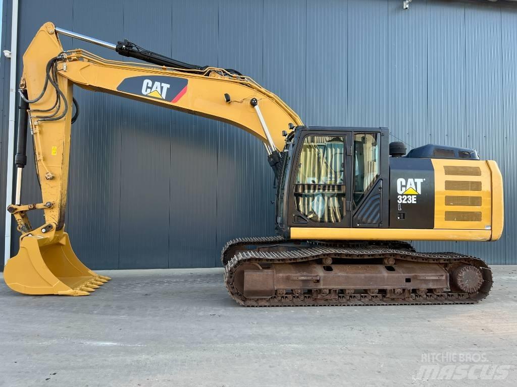 CAT 323E L Gravemaskiner på larvebånd