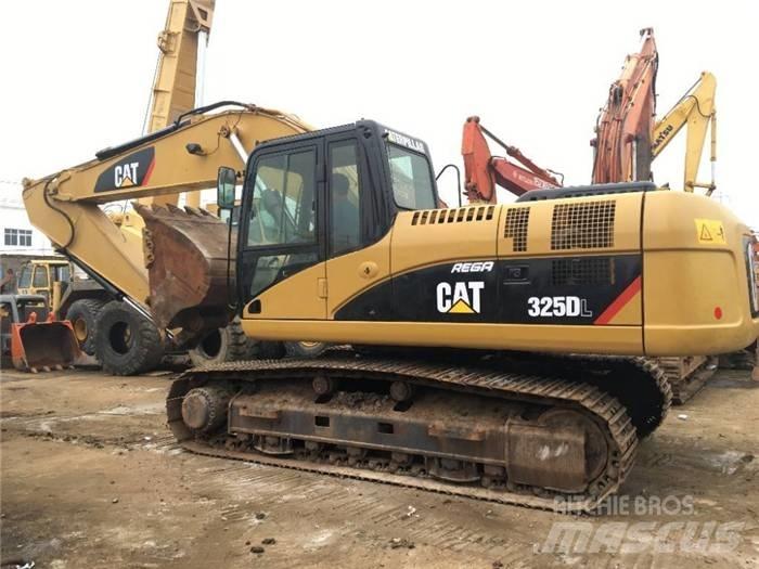 CAT 325 D Gravemaskiner på larvebånd