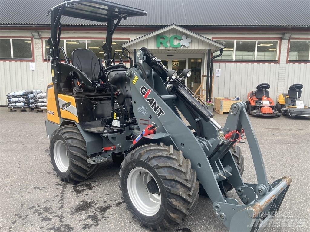 GiANT G2300HD Læssere
