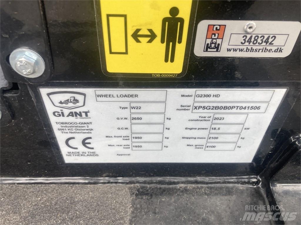 GiANT G2300HD Læssere