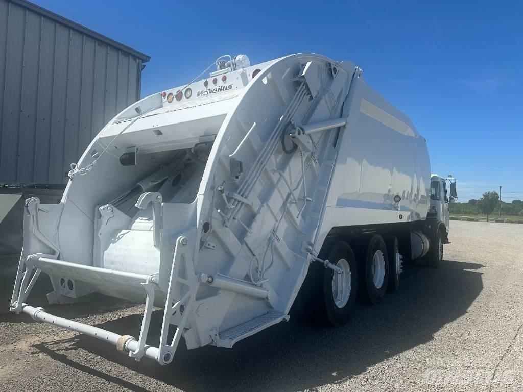 Autocar 32 Yd Renovationslastbiler