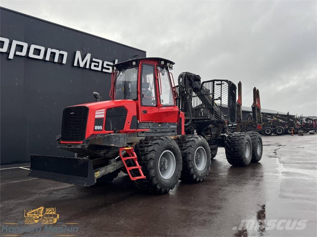 Komatsu 895 Udkørselsmaskiner