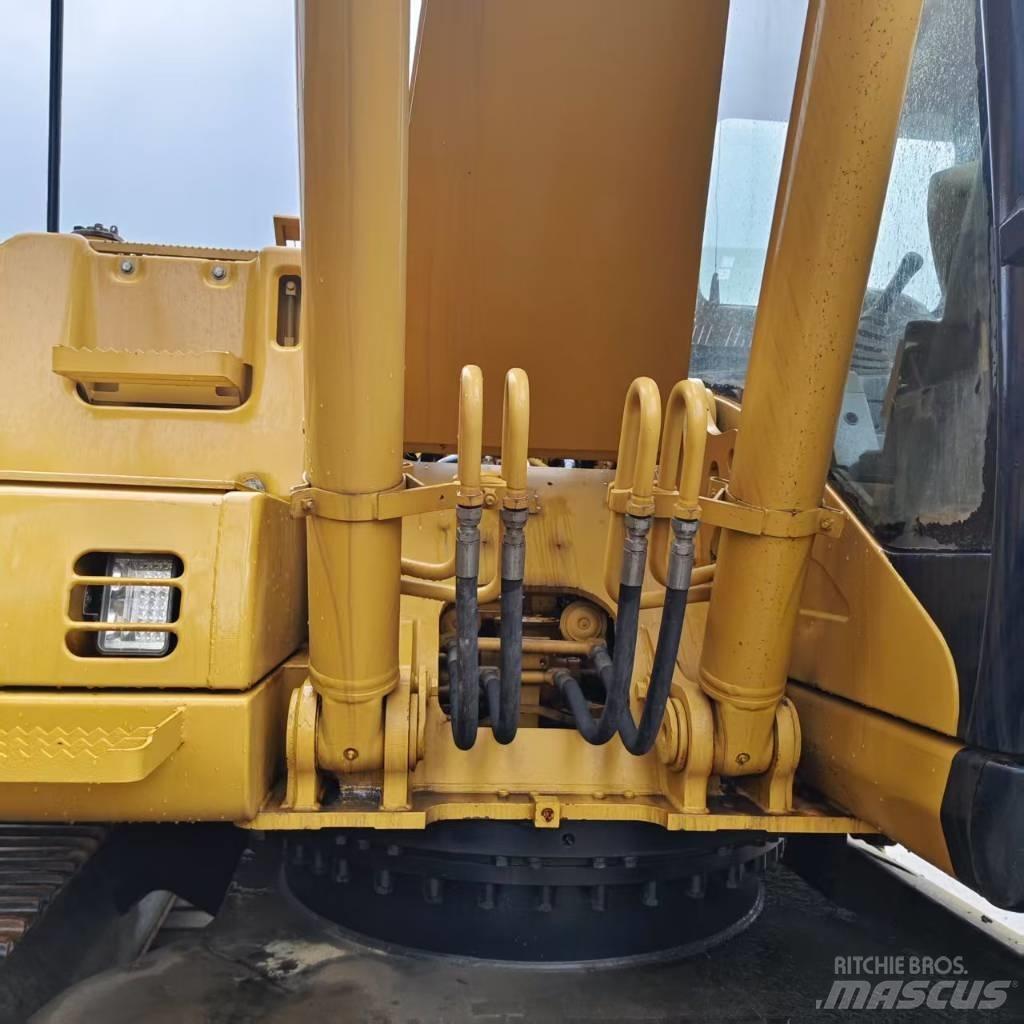 CAT 320 C L Gravemaskiner på larvebånd