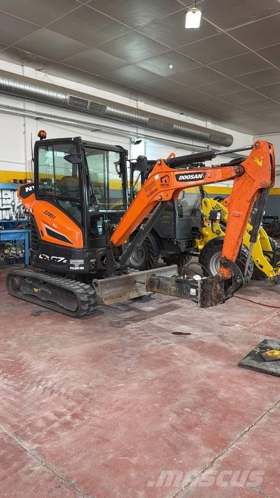 Doosan DX 27 Z Minigravemaskiner